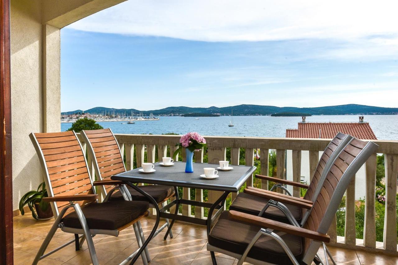 Apartments Adria Biograd Na Moru Eksteriør billede