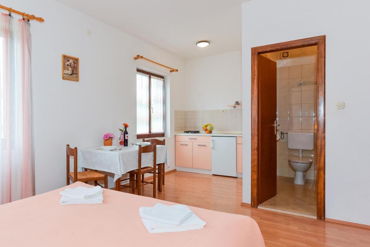 Apartments Adria Biograd Na Moru Værelse billede