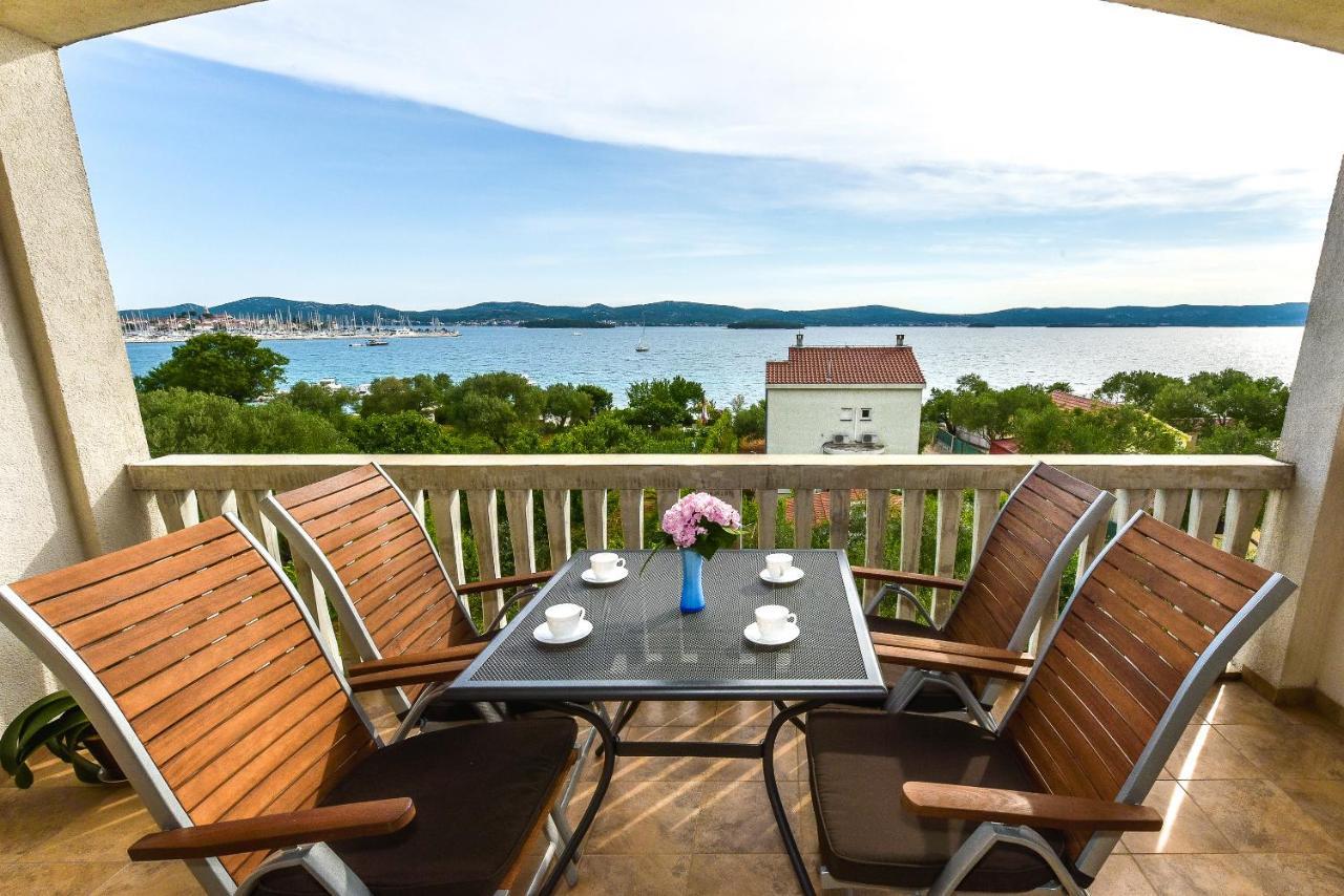 Apartments Adria Biograd Na Moru Eksteriør billede