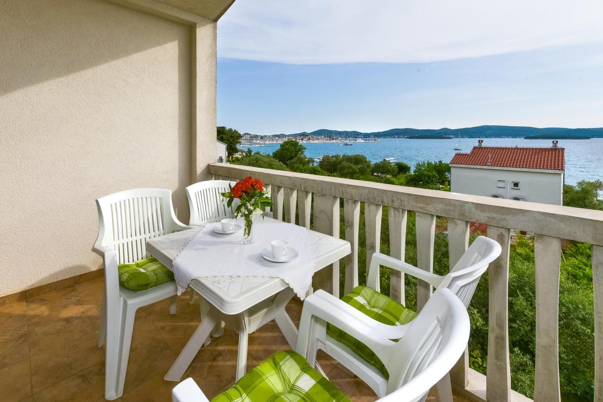Apartments Adria Biograd Na Moru Eksteriør billede